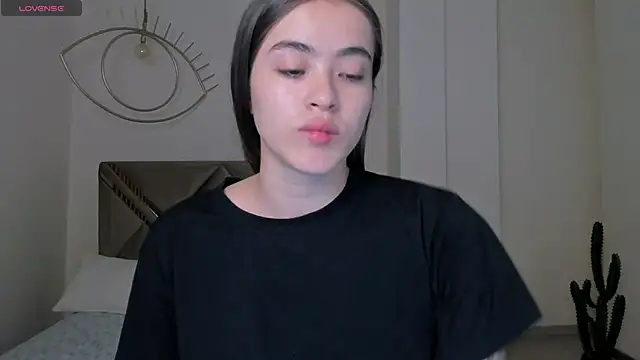 MaiaCollins online show from 02.04.26