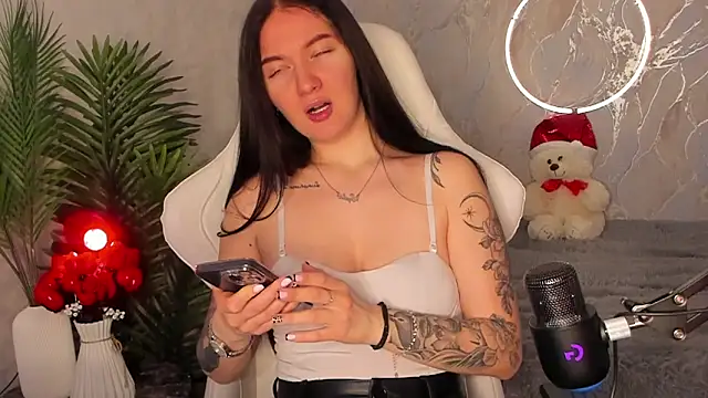 babyisperfect online show from 01.12.26