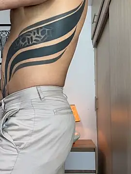 Snapshot of Maximiliano_ford chatting on 11.23.25 Maximiliano ford online show from 11.23.25