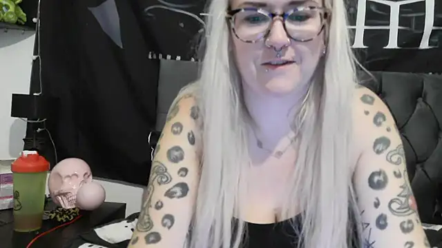 Sizzling Indie36 online show from 10.26.25