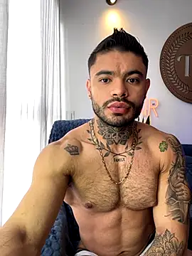 thiagoferrari2 online show from 10.14.25