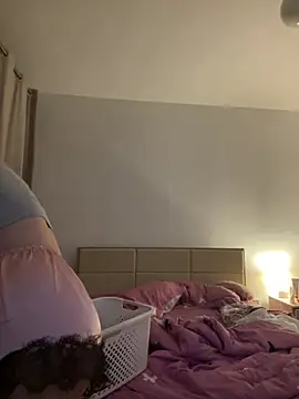 Natasha Cameron22 online show from 04.14.26