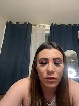 Natasha Cameron22 online show from 04.17.26