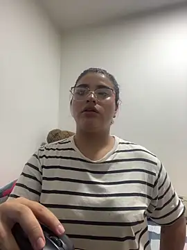 pareja curiosa19 online show from 04.01.26