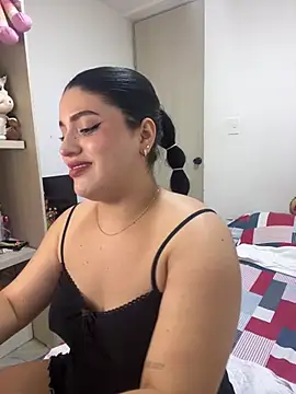 pareja curiosa19 online show from 04.18.26