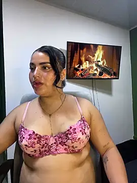 Snapshot of pareja_curiosa19 chatting on 05.16.26 pareja curiosa19 online show from 05.16.26