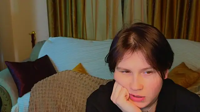 Snapshot of Tara_Lawson chatting on 01.10.26 Tara Lawson online show from 01.10.26