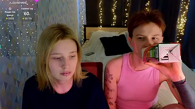 Snapshot of Tara_Lawson chatting on 03.12.26 Tara Lawson online show from 03.12.26