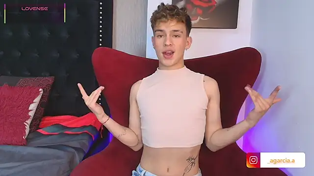 LiamWildx20 online show from 10.17.25