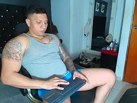 Snapshot of ethan_dalton_ chatting on 10.21.25 ethan dalton online show from 10.21.25