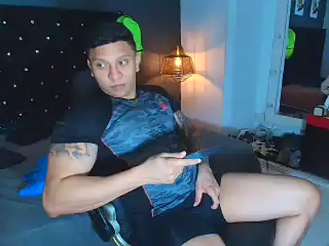 Snapshot of ethan_dalton_ chatting on 11.06.25 ethan dalton online show from 11.06.25