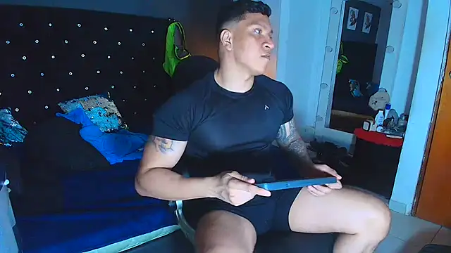 Snapshot of ethan_dalton_ chatting on 11.19.25 ethan dalton online show from 11.19.25