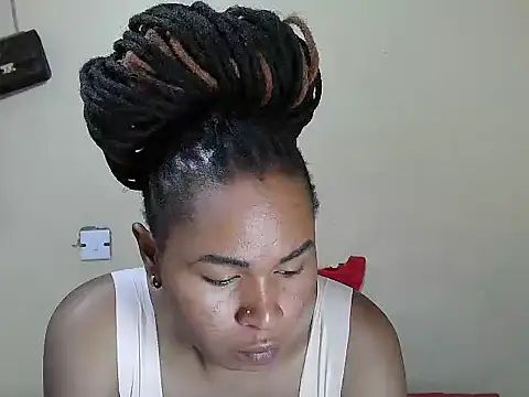 Creamy-Aisha online show from 11.13.25