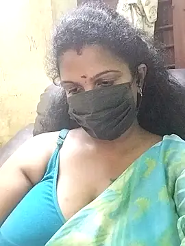 poojaa-rani online show from 04.04.26