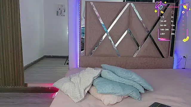 Ash Femboy online show from 10.19.25