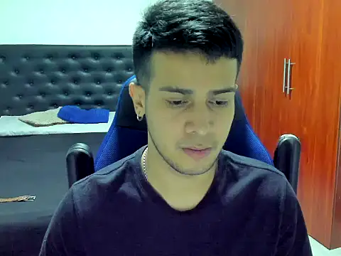 Snapshot of abel_bigcok chatting on 10.22.25 abel bigcok online show from 10.22.25