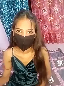 Snapshot of LOVE_BUG1 chatting on 03.21.25 LOVE BUG1 online show from 03.21.25