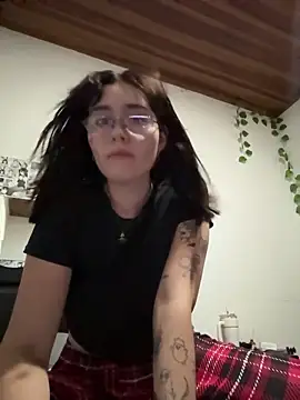 MitsuChan  online show from 12.16.25