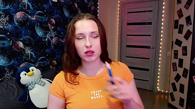 BarbiePieer online show from 10.17.25