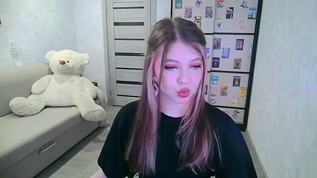Snapshot of GinnyBlacky chatting on 06.07.26 GinnyBlacky online show from 06.07.26