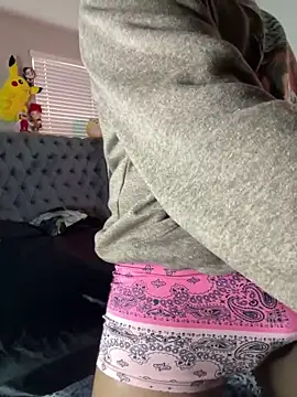 piscesaurora online show from 03.20.25