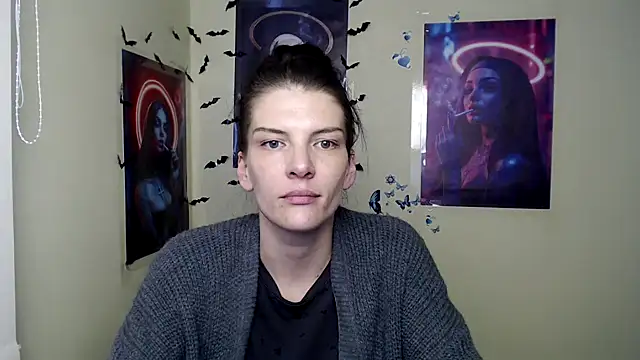 VanessaRey  online show from 03.20.25