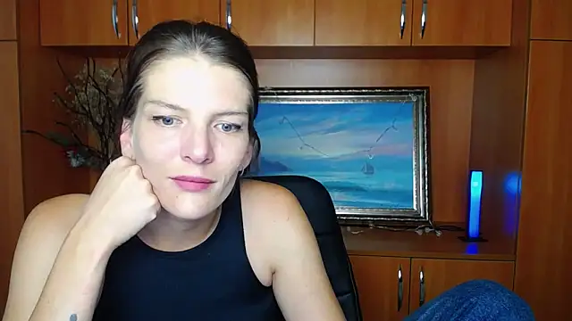 VanessaRey  online show from 09.23.25