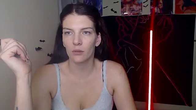 VanessaRey  online show from 11.26.25