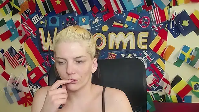 VanessaRey  online show from 04.04.26