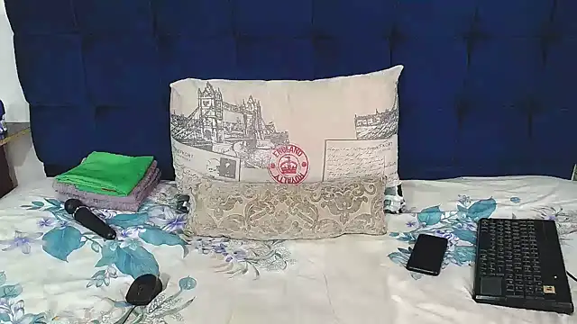 Snapshot of AriesCake chatting on 01.07.26 AriesCake online show from 01.07.26