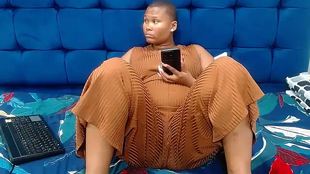 Snapshot of AriesCake chatting on 02.08.26 AriesCake online show from 02.08.26