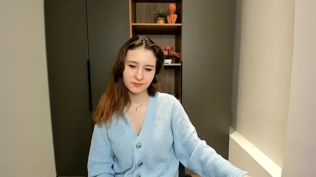 Snapshot of CweneGills chatting on 03.21.25 CweneGills online show from 03.21.25