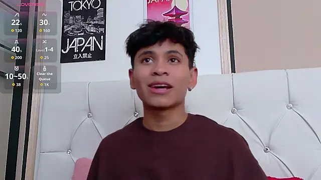 Snapshot of Ethan_Westt chatting on 11.12.25 Ethan Westt online show from 11.12.25