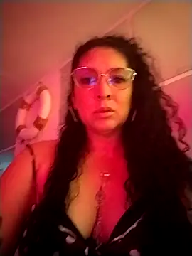 Snapshot of issa_gracce chatting on 03.17.25 issa gracce online show from 03.17.25
