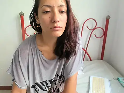 DulceXmile online show from 12.05.25