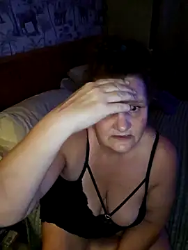 MissQueenBeex online show from 12.01.25