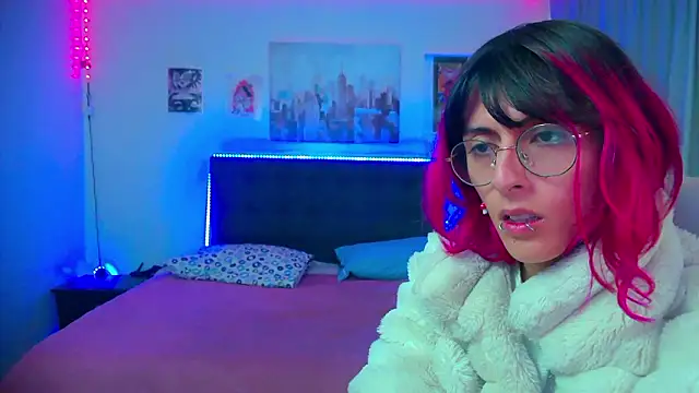 goth minerva online show from 02.17.26