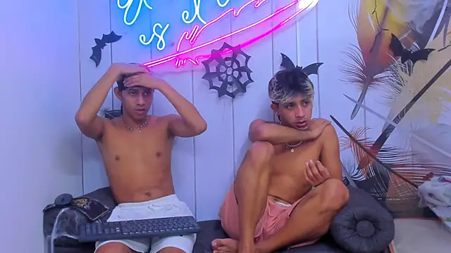 Meneaterss online show from 10.06.25