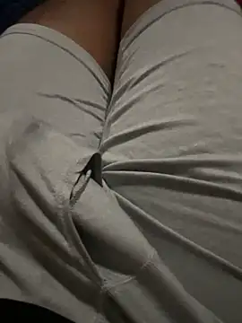 Snapshot of Djjhon69 chatting on 11.23.25 Djjhon69 online show from 11.23.25