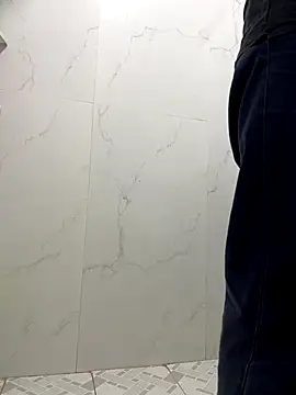 Snapshot of Djjhon69 chatting on 11.29.25 Djjhon69 online show from 11.29.25