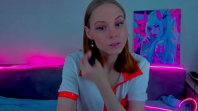 Gina lovelyy online show from 09.13.25