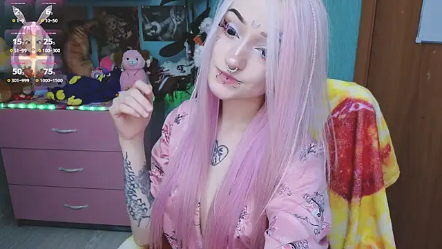 Manuela unicorn online show from 10.16.25