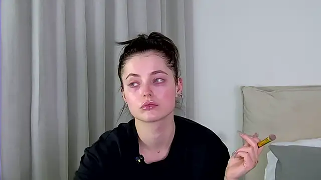 AshleyD  online show from 02.13.26