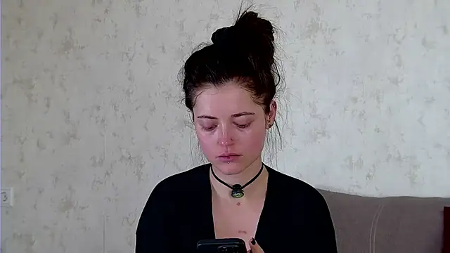 AshleyD  online show from 03.30.26