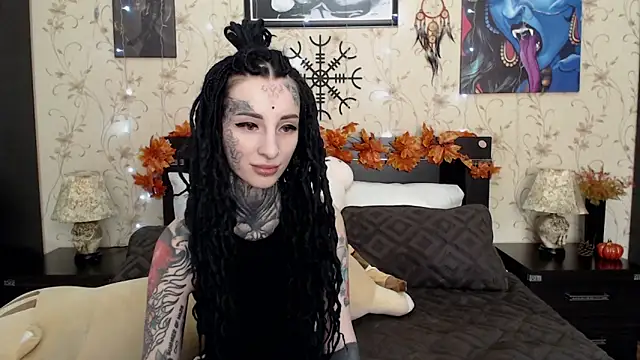 Velvetbat online show from 10.25.25