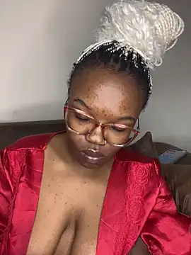 YummyMelanin117 online show from 04.16.26