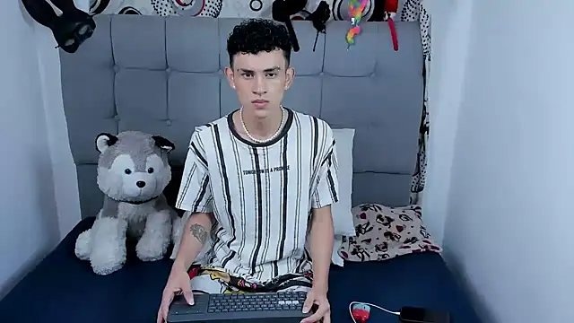 jeims hotboy online show from 09.25.25