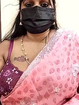 Snapshot of aparna99 chatting on 03.18.25 aparna99 online show from 03.18.25