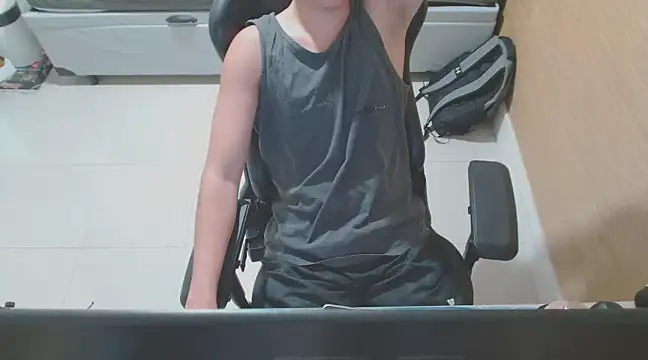 Snapshot of TimiidoSP011 chatting on 03.18.25 TimiidoSP011 online show from 03.18.25