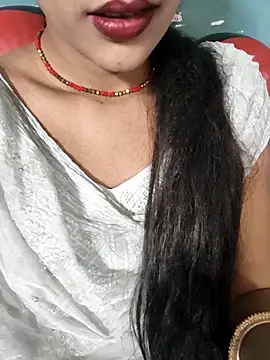 Eshwari Chopra online show from 03.17.26